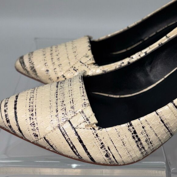 Theory Leather City Pump Pointed Toe Kitten Heel Cream‎ Black 37/6.5 - Picture 8 of 14